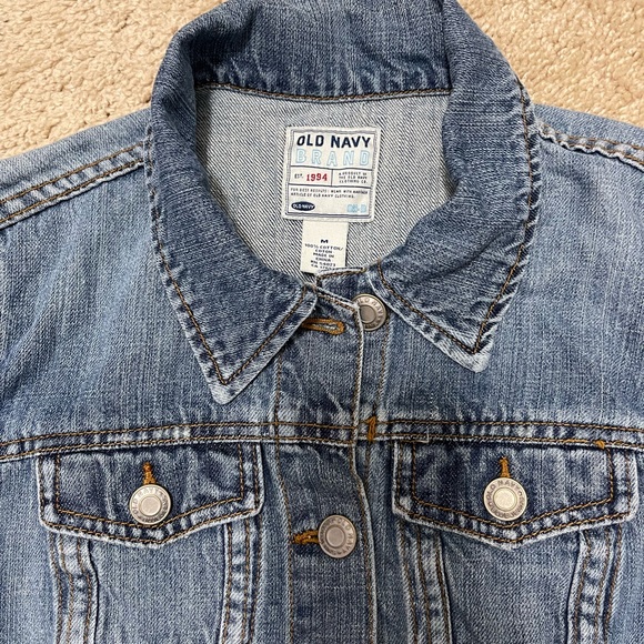Old Navy Denim Jacket Women’s - Picture 6 of 9